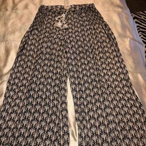 O'Neill Pants - Super comfy wide leg pants O'Neill Pants - Super comfy wide leg pants